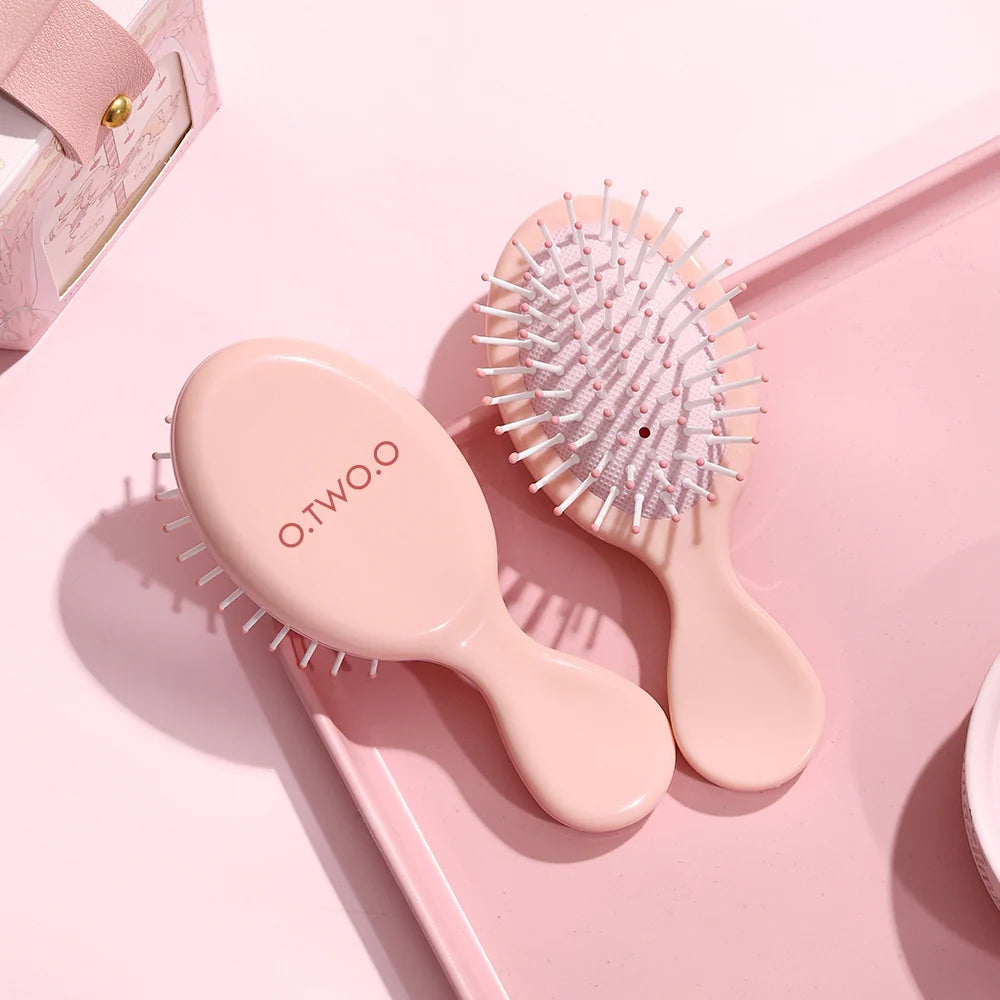 OTO COSMETICS Hair Brush - ( Upto 90% Off )