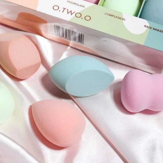 OTO COSMETICS CUTE MAKEUP MIX POWDER PUFF KIT - ( Upto 90% Off )