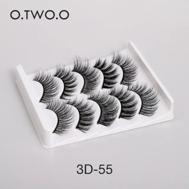 OTO COSMETICS 3D MINK EYELASHES - ( Upto 90% Off )