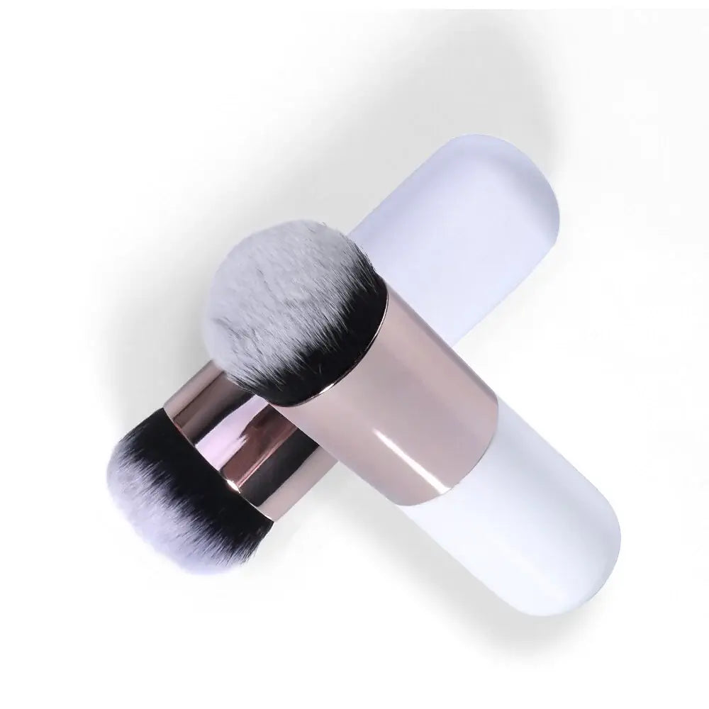 OTO COSMETICS FLUFFY BRUSH - ( Upto 90% Off )